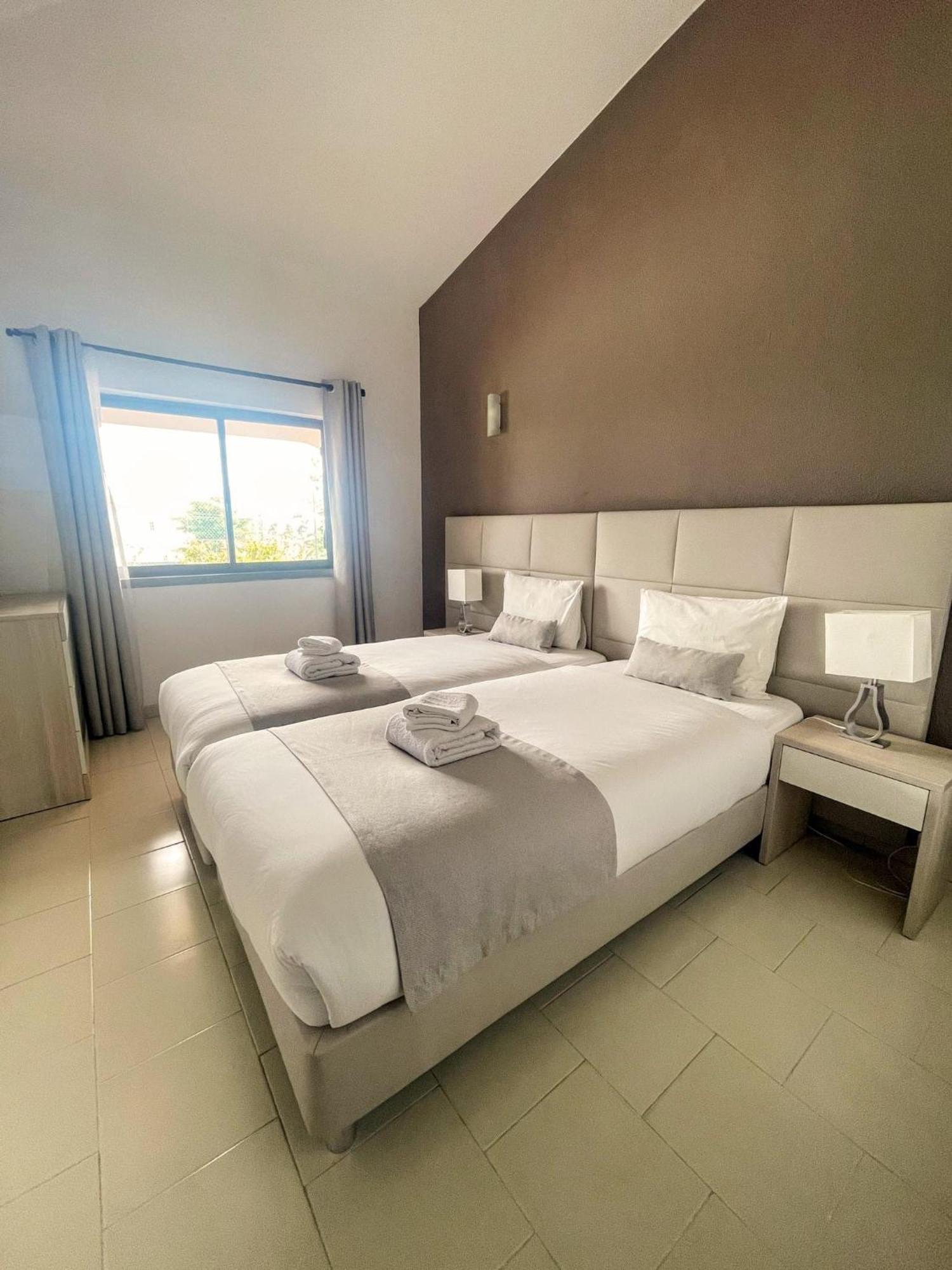 Casa Areias Boutique Apartments อัลบูเฟรา ภายนอก รูปภาพ