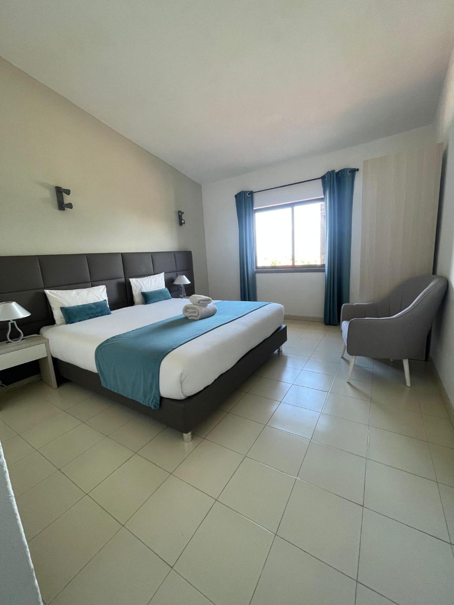 Casa Areias Boutique Apartments อัลบูเฟรา ภายนอก รูปภาพ