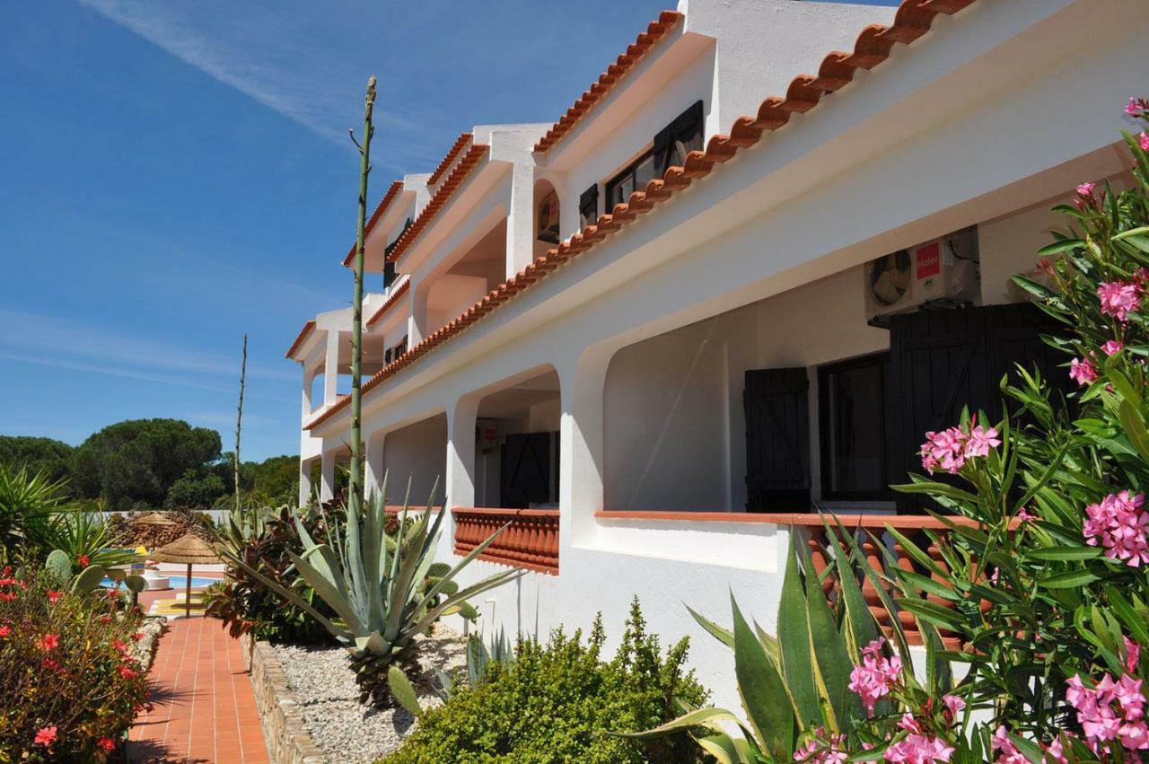 Casa Areias Boutique Apartments อัลบูเฟรา ภายนอก รูปภาพ